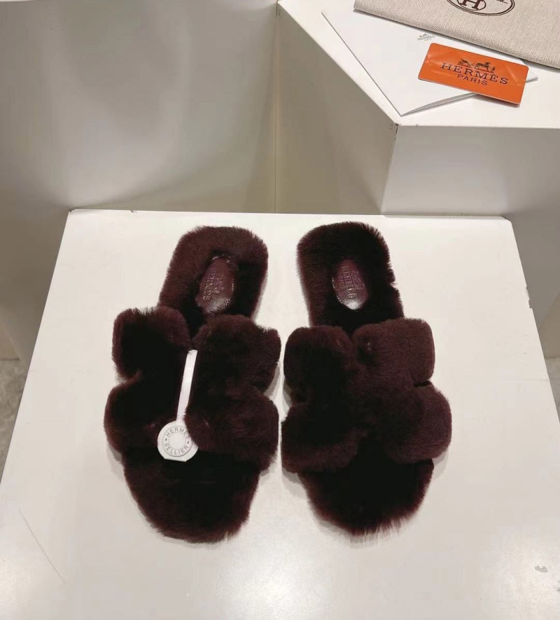 H**mes slippers